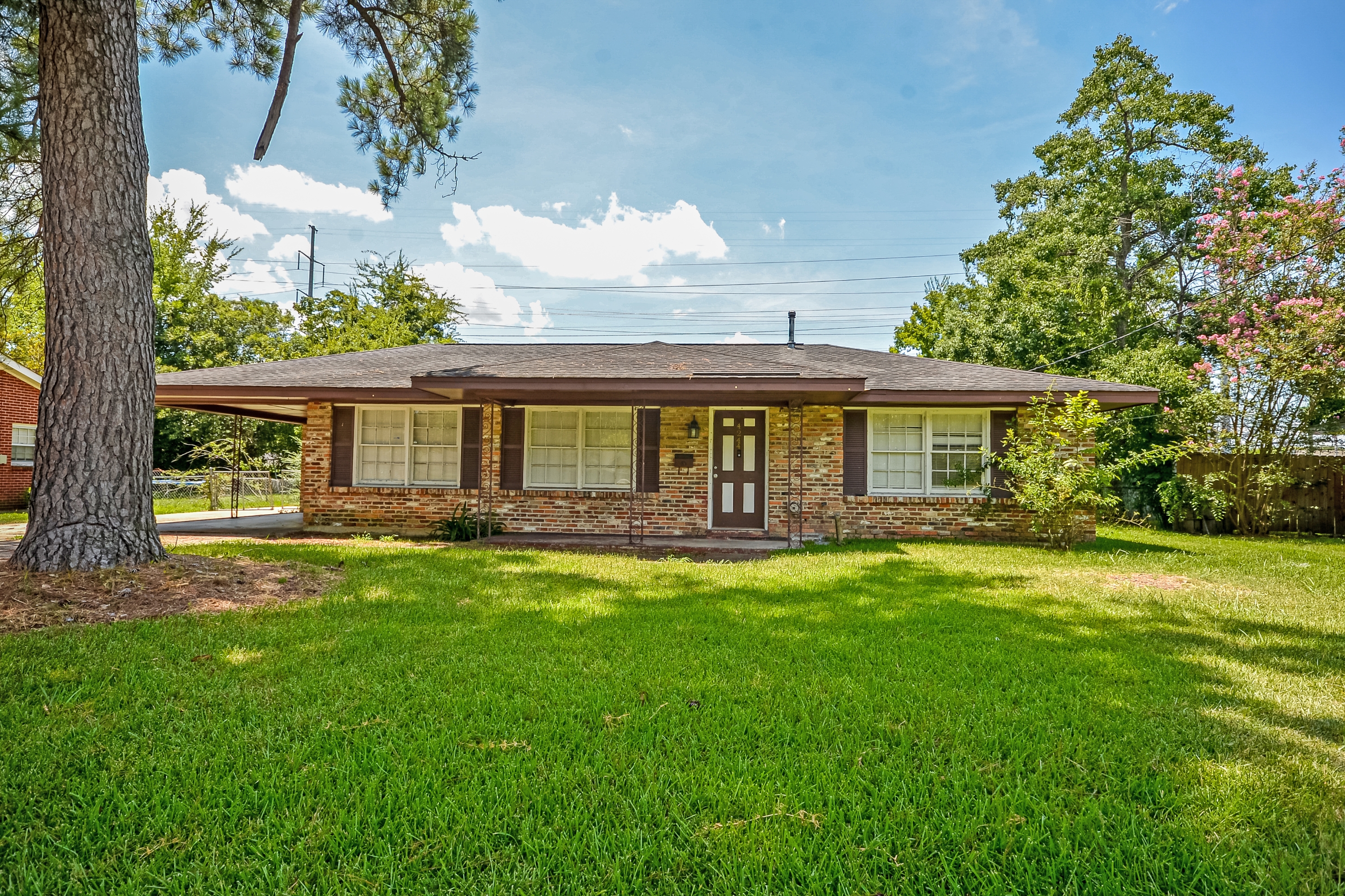 4244 Sunshine Drive